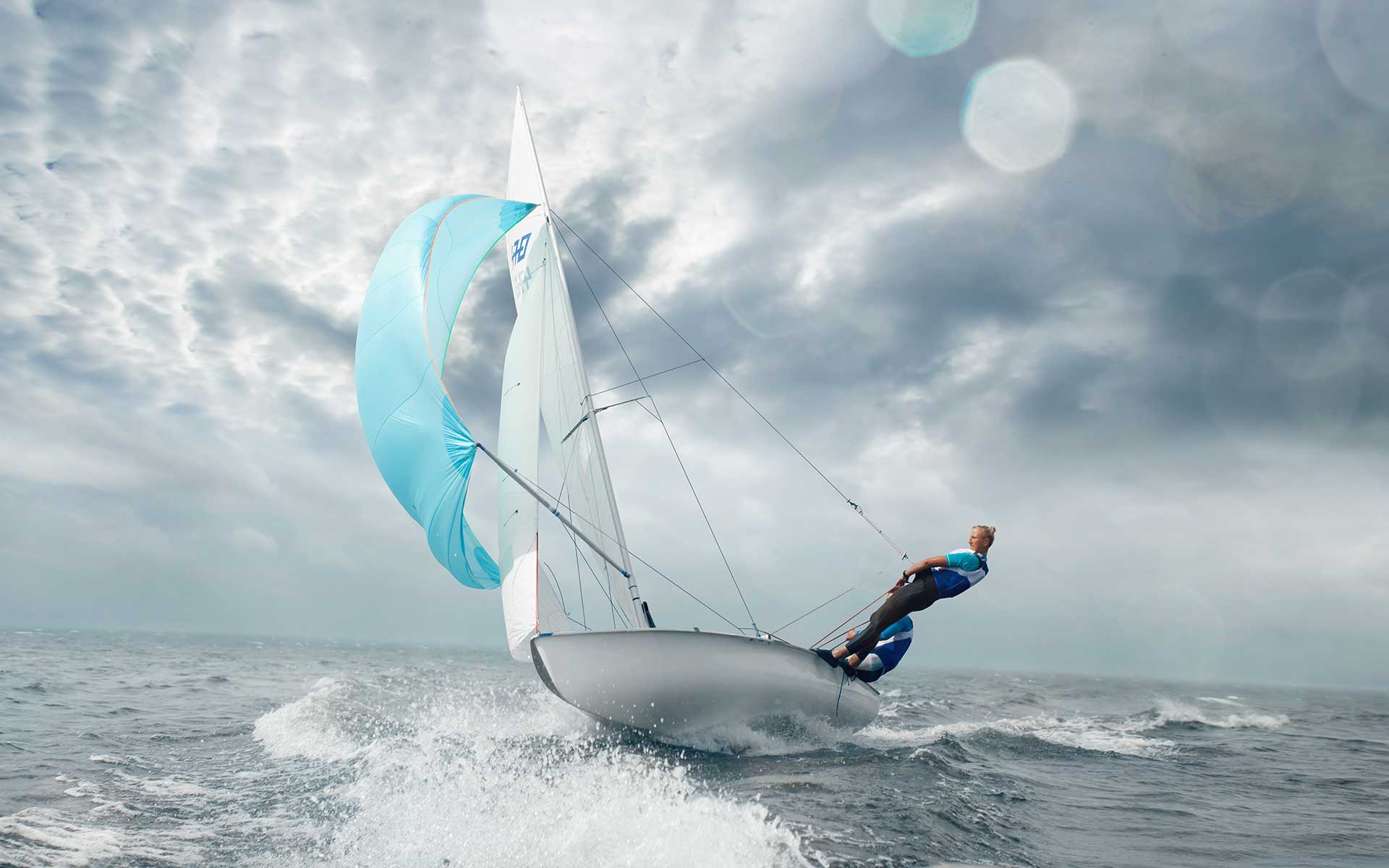 Deniz Tutkunları İçin Yelken Sporlarında Temel Beceriler